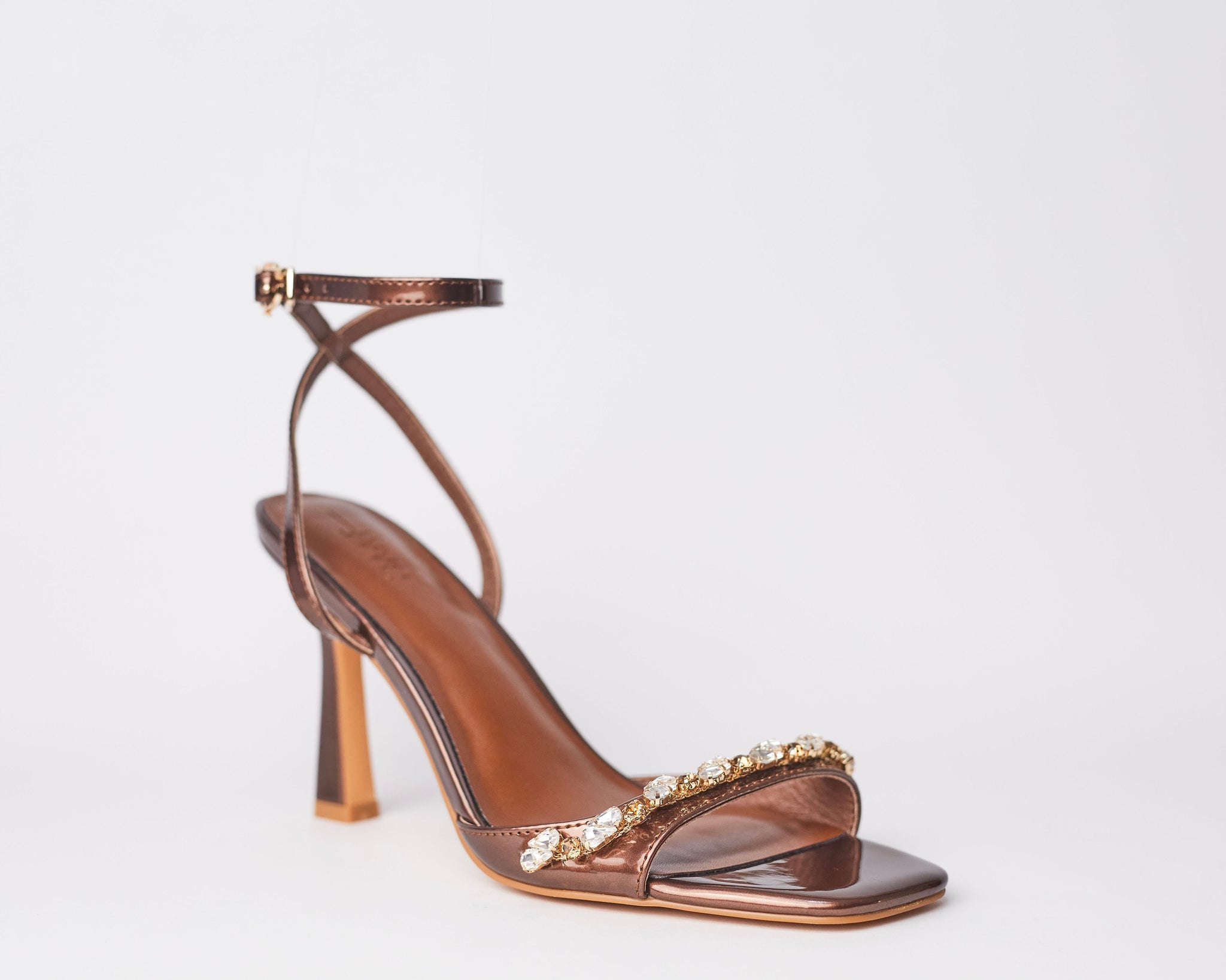 Bronze heels for wedding 60 photos - Astyledwedding.com Bronze heels for wedding 60 photos - Astyledwedding.com