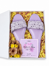 Load image into Gallery viewer, Gift box (Premium Wrapping)