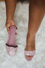 Load image into Gallery viewer, LAMISI - Floral inspired slippers for ladies. Very stylish,featuring a laser-cut upper. Can be worn for vacation, lunch and casual hangouts. Shipping worldwide from Ghana to UK, USA, Africa etc